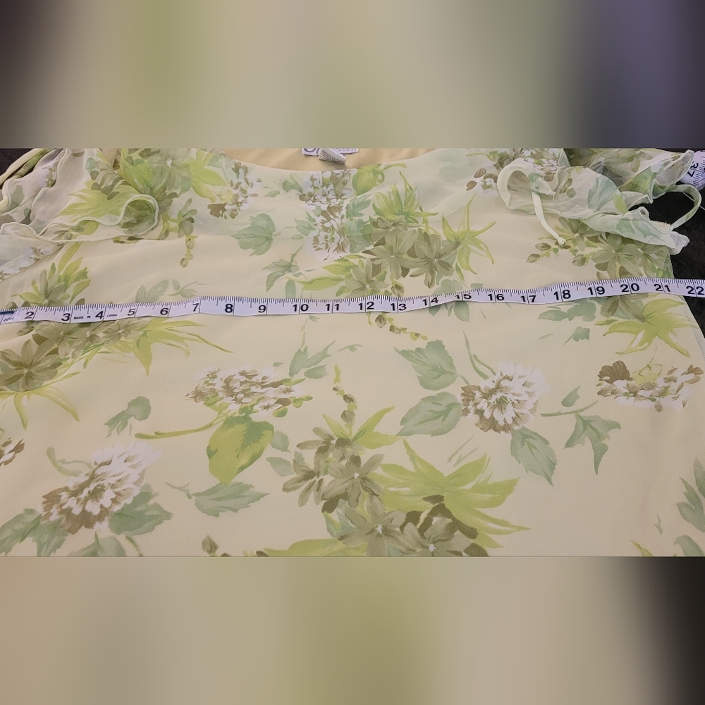 Dressbarn Green Top And Skirt - Picture 11 of 14